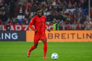 记者：戴维斯和伊藤洋辉已回拜仁继续复健，戴维斯恢复进展很顺利