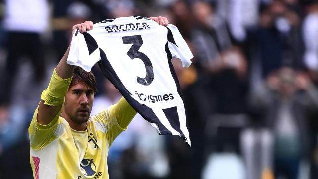 1728233787764075787.jpeg 4.jpeg