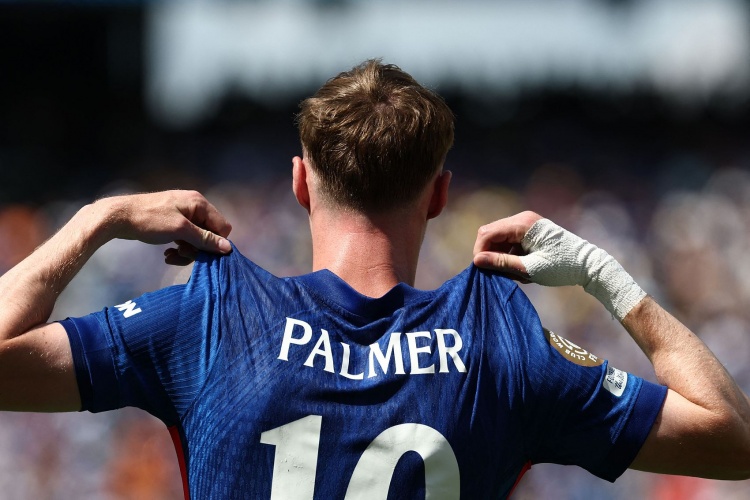 华体会app官方网站-唇语专家谈马杜埃凯和帕尔默对话：马杜埃凯说帕尔默应参加世界杯